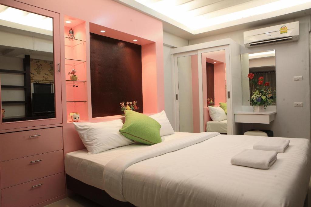 Huay Kaew Palace 1 Hotel Chiang Mai Zimmer foto
